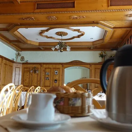 Szálloda Lindenhof Hetzenbach Zell