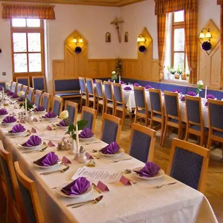 Lindenhof Hetzenbach 3*