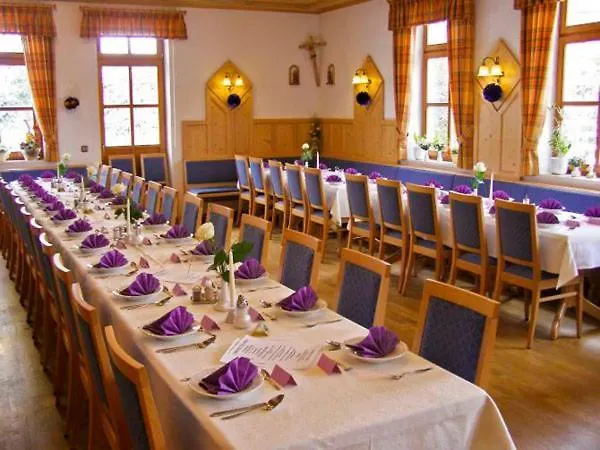 Lindenhof Hetzenbach 3*
